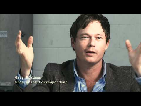 District 9 - Clip "Arrival" - 1080p